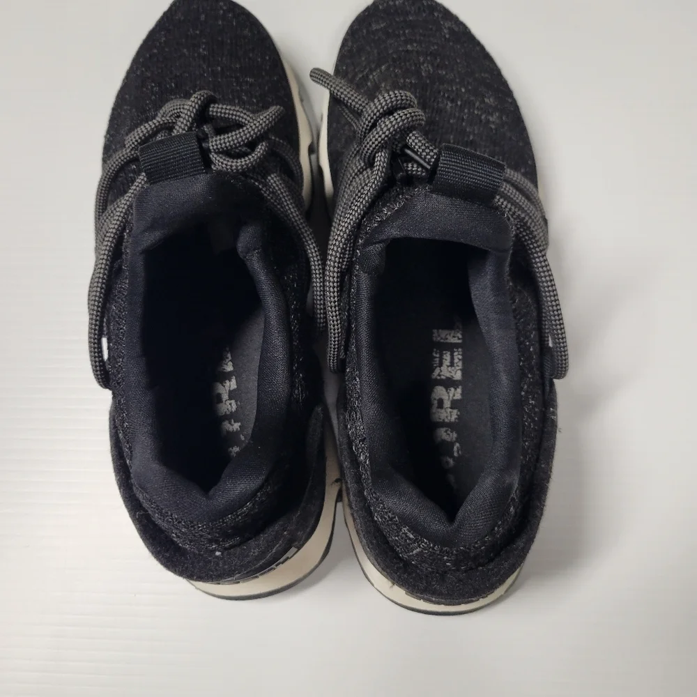 Sorel kinetic knit